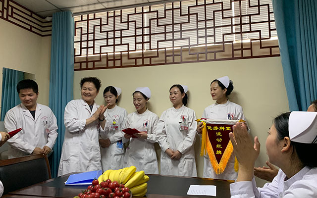 【5.12护士节】球速体育网页版-球速体育(中国),球速体育网页版-球速体育(中国)举办茶话会白衣天使受表彰(图6)